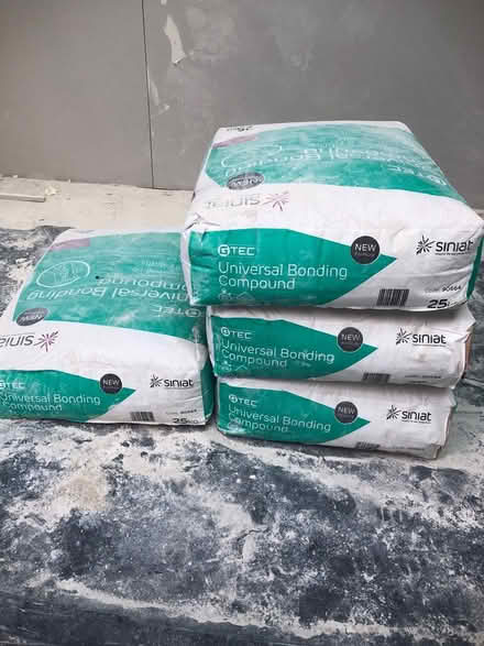 Photo of free Universal bonding compound (Behind Horsham train station) #2