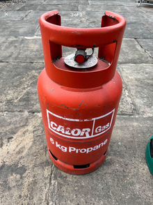 Photo of gas bottles (Epworth DN9) #2