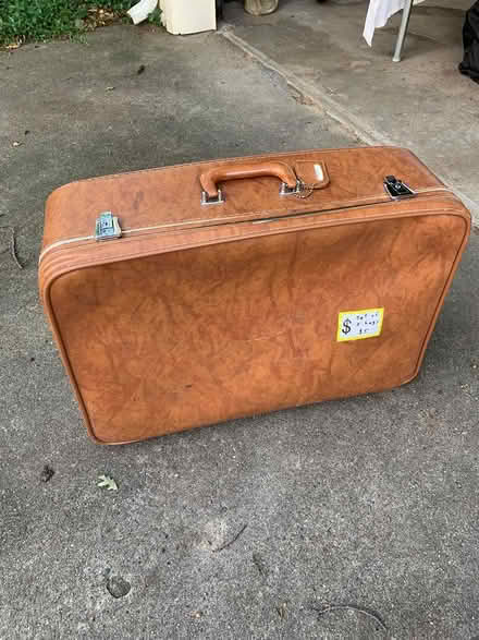 Photo of free luggage (Cherry Hill and Telegraph) #3
