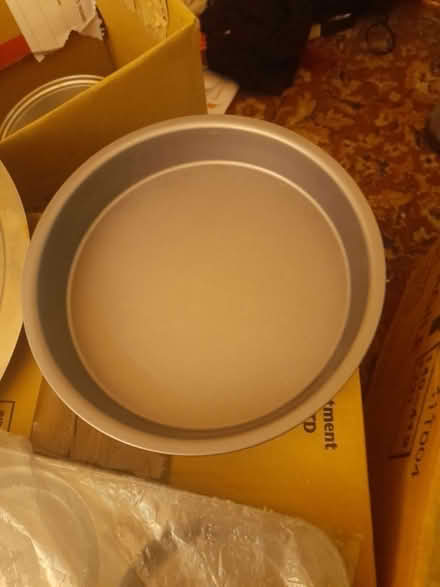 Photo of free Cake stand & flan tin (Loughton IG10) #2