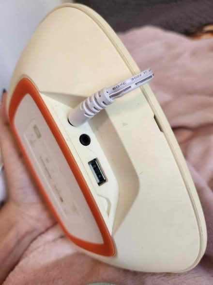 Photo of free JBL speaker with iPhone dock (Odd Down BA2) #2