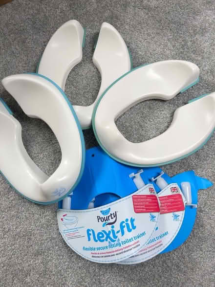 Photo of free 3 toddler child toilet seats (Hitchin) #1