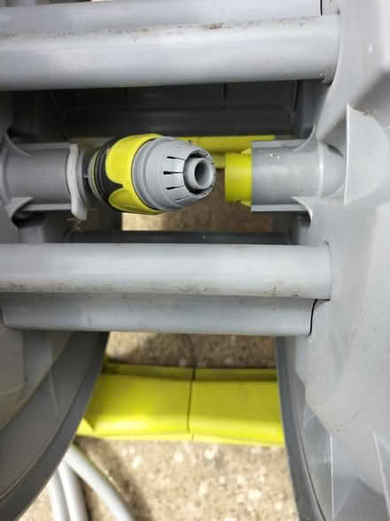 Photo of free Ex Condition Reel Garden Hose (Waterlooville PO7) #4