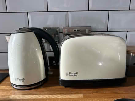 Photo of free toaster and kettle (E15) #1