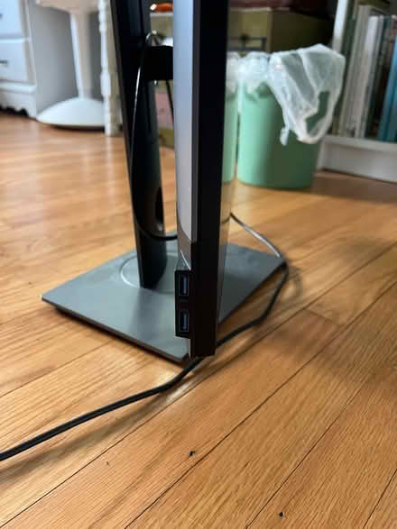 Photo of free Dell Computer Monitor (Broomall 19008) #3