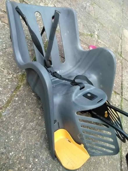 Photo of free Child Bike Seat (Christchurch BH23) #3