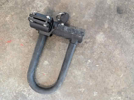Photo of free Bike U lock with key (Davis Square Somerville) #1