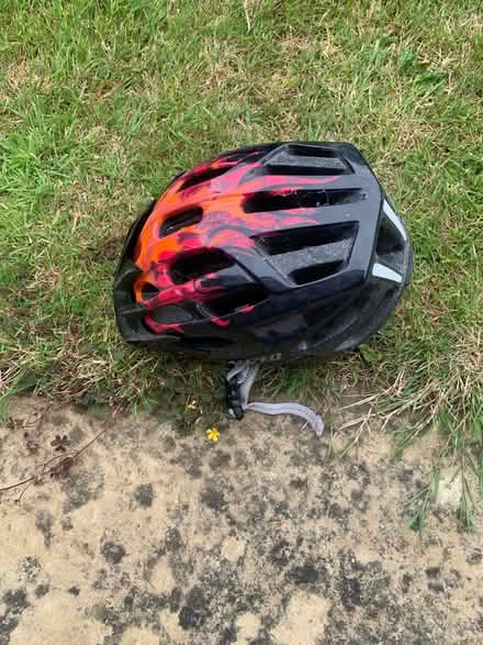 Photo of free Youth bicycle helmet (RH5 Forest Green) #1
