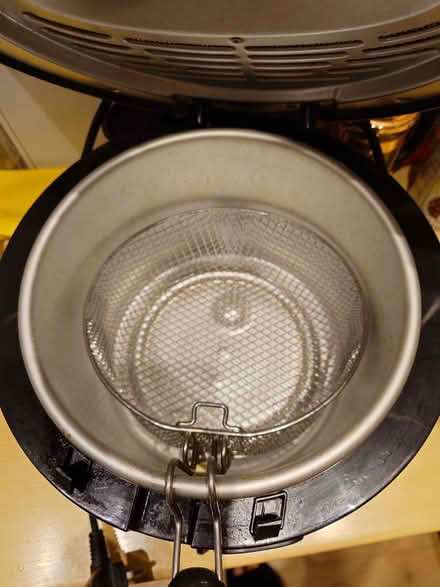 Photo of free Deep fryer (Shepherds Bush W6) #2