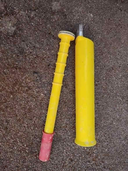 Photo of free Pointing syringe tool (Cottle's Oak BA11) #1