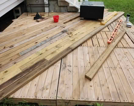 Photo of 2x4 lumber wood (Metarie)