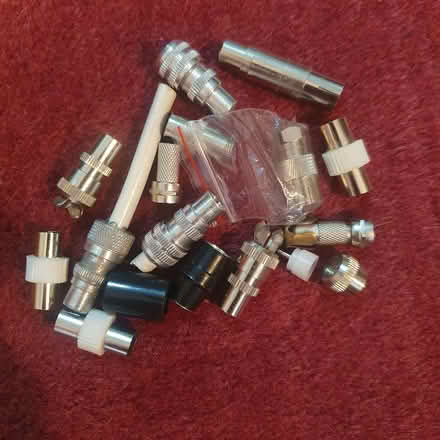 Photo of free TV cables & ends (St George BS5) #2