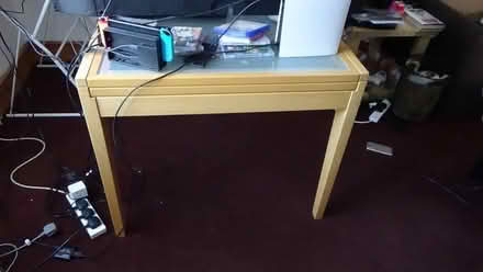 Photo of free Extendable modern dining table (S8 Lowedges) #2