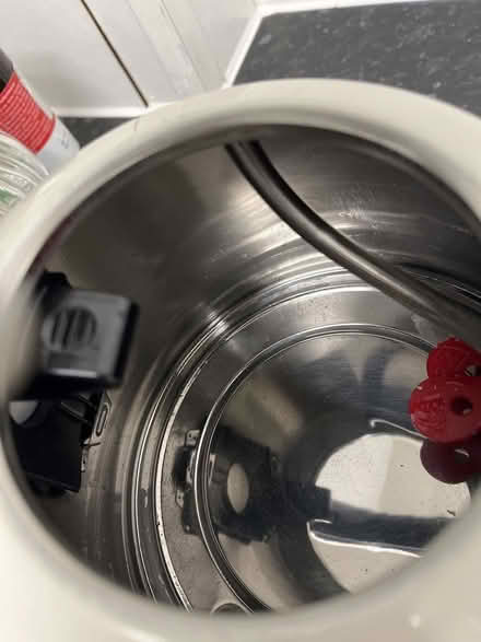 Photo of free Used Cream Kettle In Good Working Order (Deptford SE10) #3