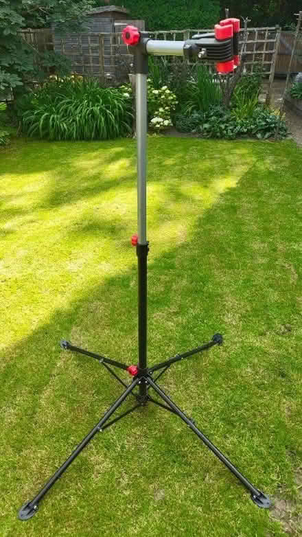 Photo of free Bike maintenance stand (Cottonmill AL1) #1