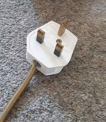 Photo of free Table lamp. (Fleetville AL1) #3