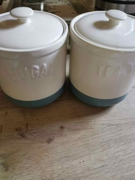 Photo of free Tea and sugar jar (Chislehurst BR7) #1