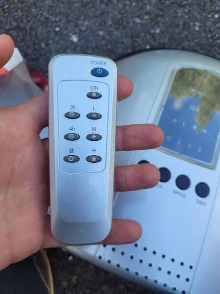 Photo of free Small air purifier (Denmark hill (SE5)) #2