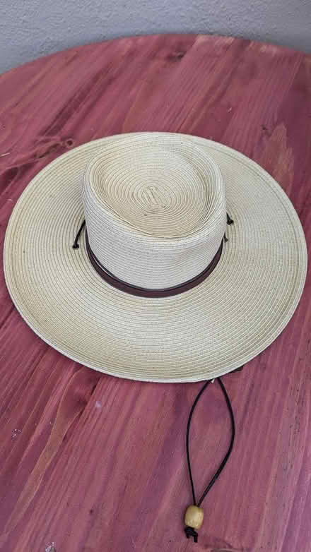 Photo of free Wide Brimmed Sun Hat (Terra Linda) #1