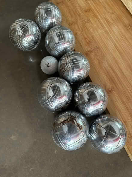 Photo of free Metal boules set, no jack (Hale, SP6) #2