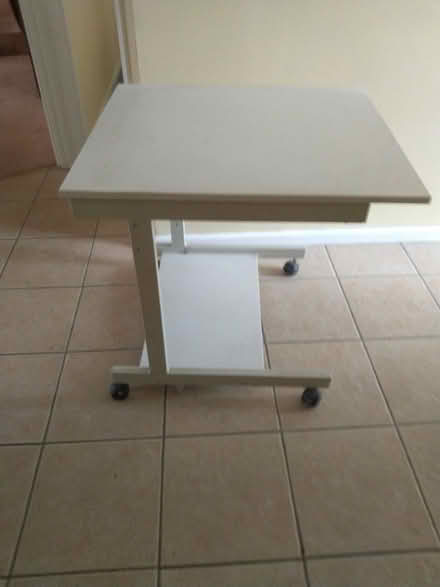 Photo of free Computer desk (Leighton Buzzard LU7) #2