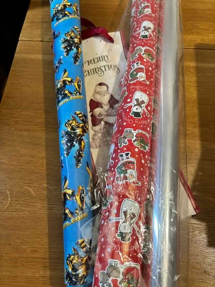 Photo of free wrapping paper (NN3 Meadowfields) #1