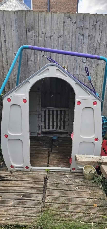 Photo of free Swing and playhouse (Addiscombe)