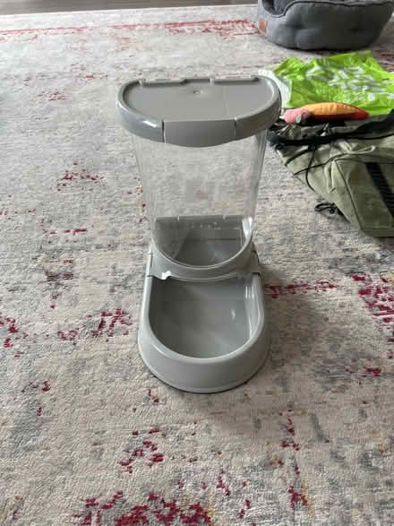 Photo of free Cat food feeder (Park view\Petworth) #1