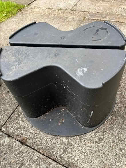 Photo of free Waterbutt stand (South Oxfordshire RG9) #1