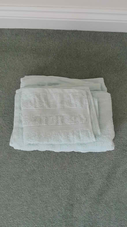 Photo of free 3 green towels (Malvern Link) #1