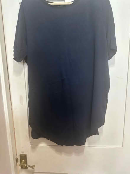 Photo of free Ladies long Tshirt (Bethnal green E1) #2