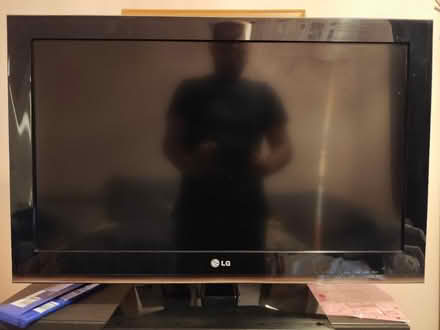 Photo of free Lg TV 32in (Sheffield) #1
