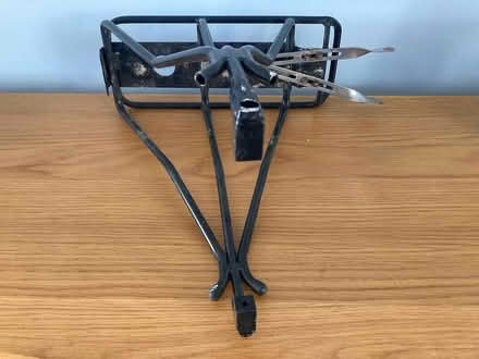 Photo of free cycle panier carrier (Warden Hill Luton) #2
