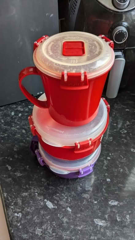 Photo of free Microwave containers (Canning Town E13) #1