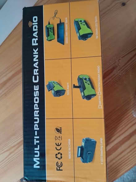 Photo of free crank radio (DE23) #2