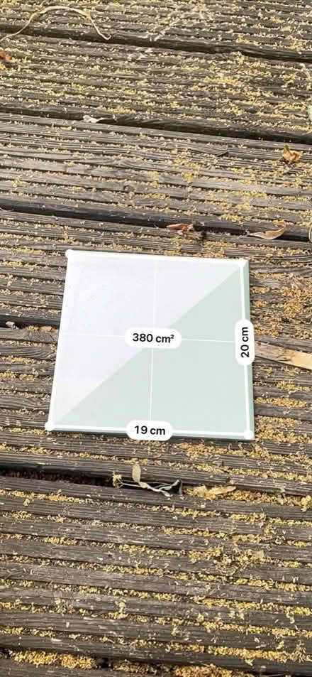 Photo of free 30 green and white tiles (Sydenham SE26) #2