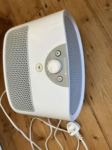 Photo of free Bionaire air purifier/ioniser (BAP9240) (Dyke Road area BN1) #1