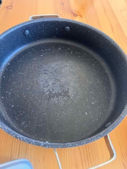 Photo of free 2 pans from homesense (PE10) #2