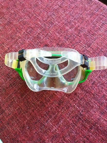Photo of free Snorkel Set flippers & mask (Fleetville) #2