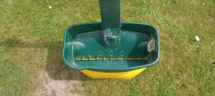 Photo of free Lawn fertilizer/weedkiller spreader (Sherrard's Green WR14) #2