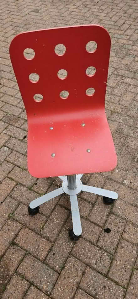 Photo of free Kids chair (Meanwood Leeds) #1