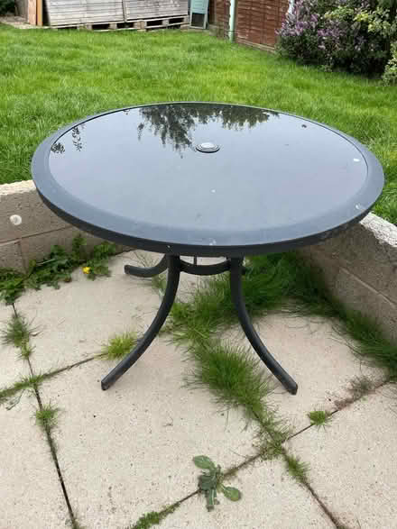 Photo of free Garden table (HR2) #1