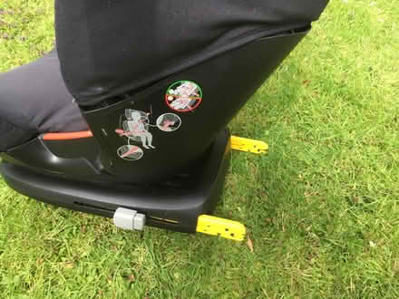 Photo of free Maxi Cosi car seat (Haywards Heath - Wickham Way) #3