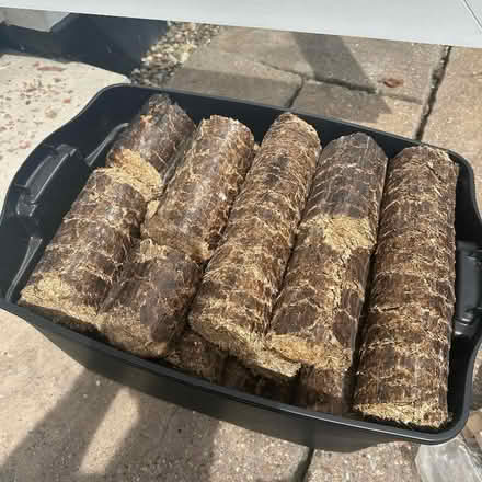 Photo of free 20 fuel logs (Croydon centre CR0) #1