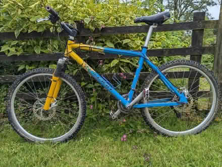 Photo of free Old mountain bike (Hardendale Quarry CA10) #1