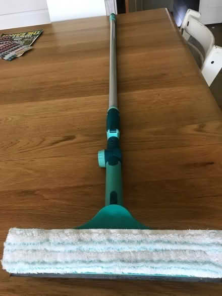 Photo of free Extendable window cleaning tool (Hurstpierpoint BN6) #1