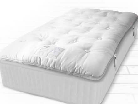 Photo of free Single mattress topper super soft (CO1 Newtown) #1