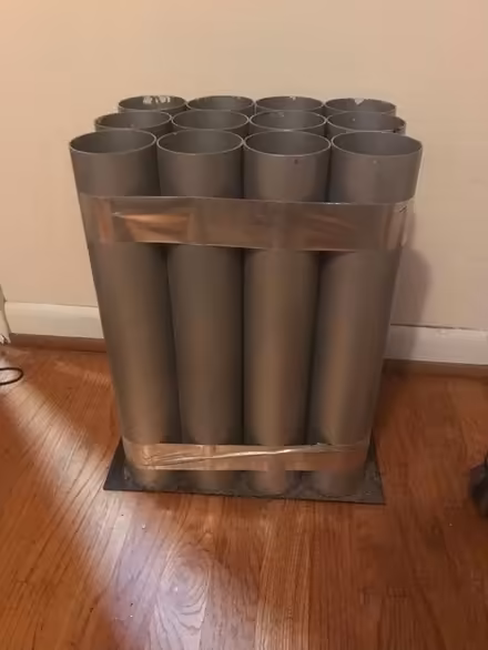 Photo of free tall toy organzier thing (Maple Leaf / Northgate) #1