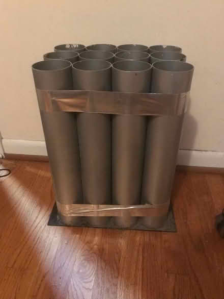 Photo of free tall toy organzier thing (Maple Leaf / Northgate)