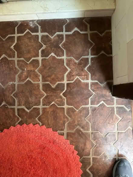 Photo of free High quality terracotta tile (Westchester nr LMU) #2